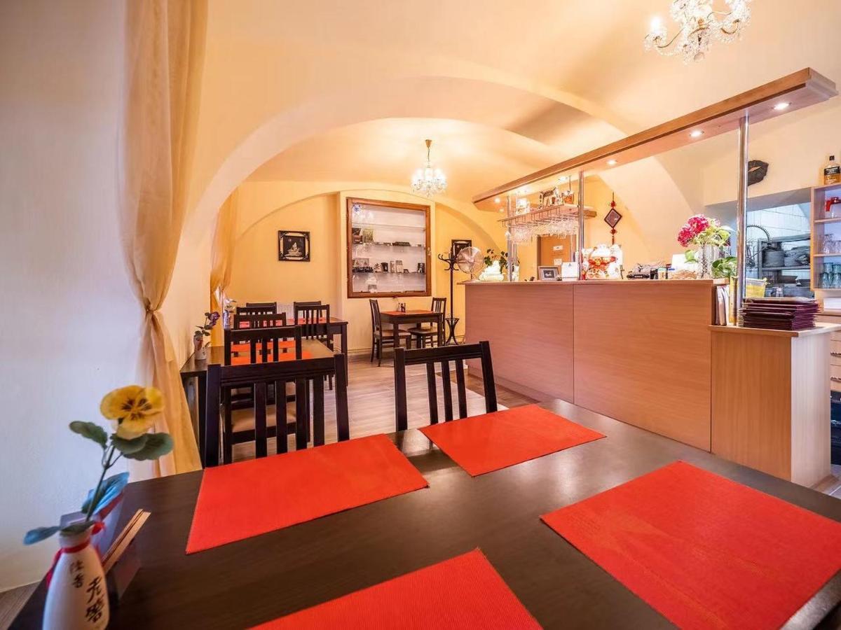 Apartment Jinghu Hluboká nad Vltavou Esterno foto