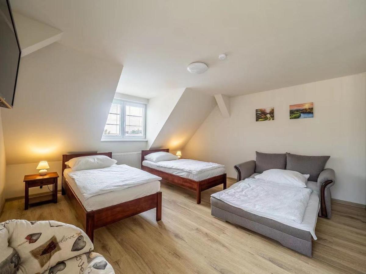 Apartment Jinghu Hluboká nad Vltavou Esterno foto