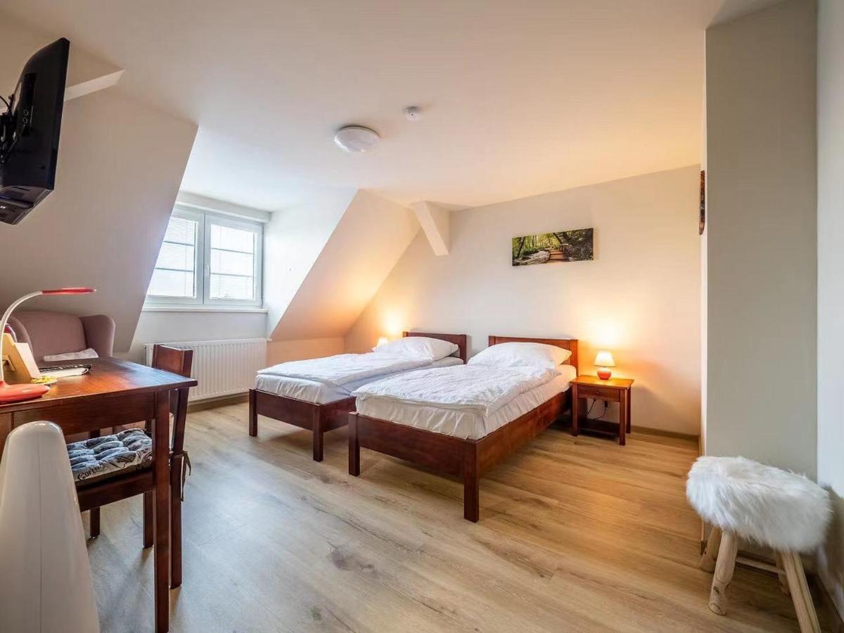 Apartment Jinghu Hluboká nad Vltavou Esterno foto