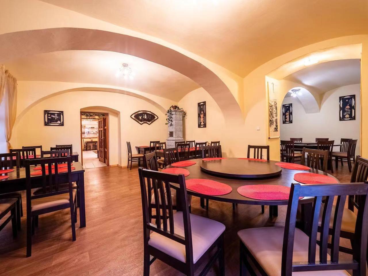 Apartment Jinghu Hluboká nad Vltavou Esterno foto